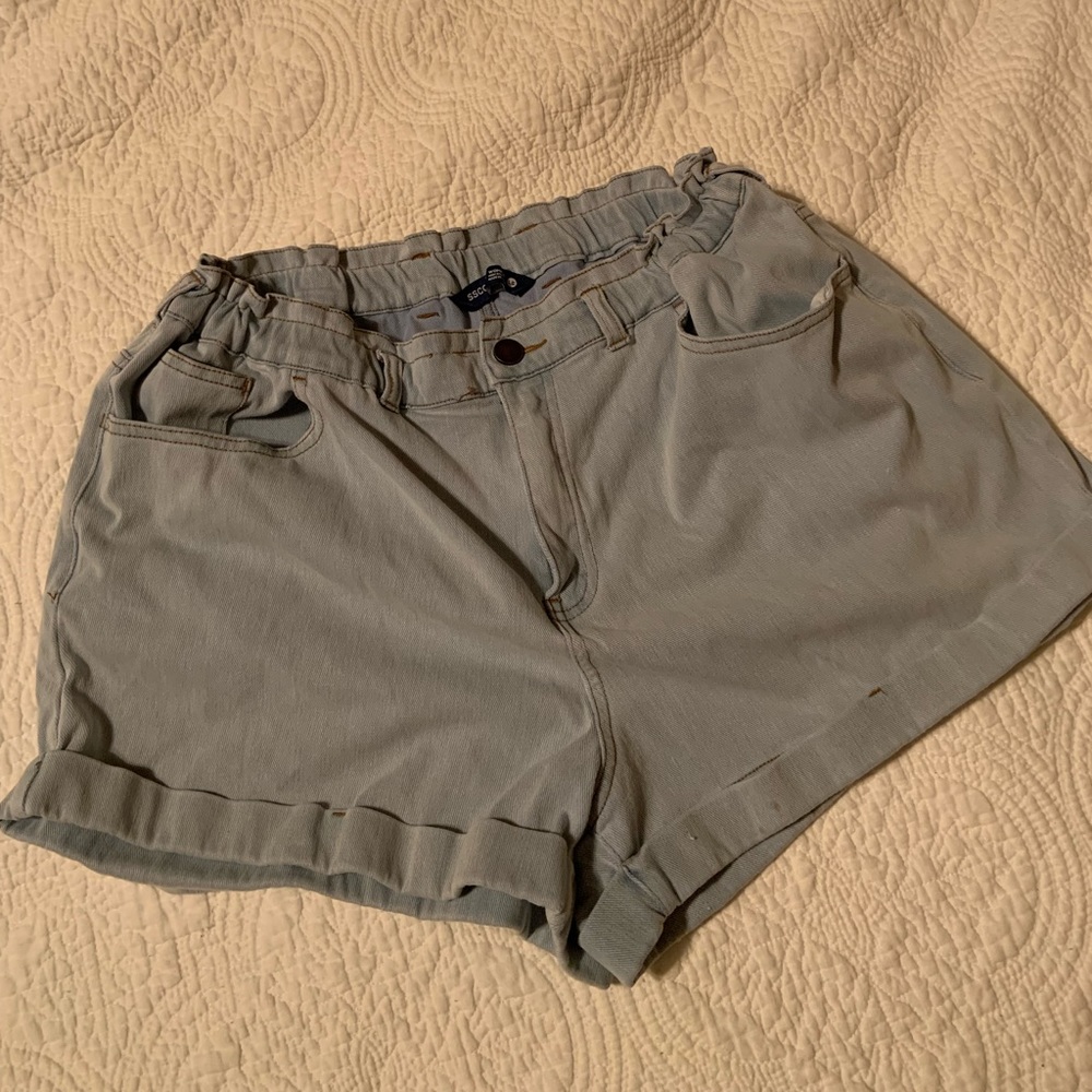 Paper bag shorts